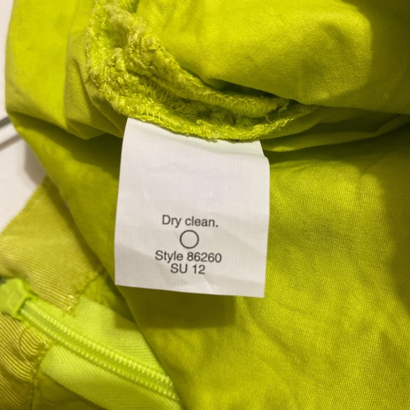 J Crew No.2 Eyelet Embroidered Neon Lime Green Pencil Skirt w/ back slit Size 6 - Picture 5 of 14